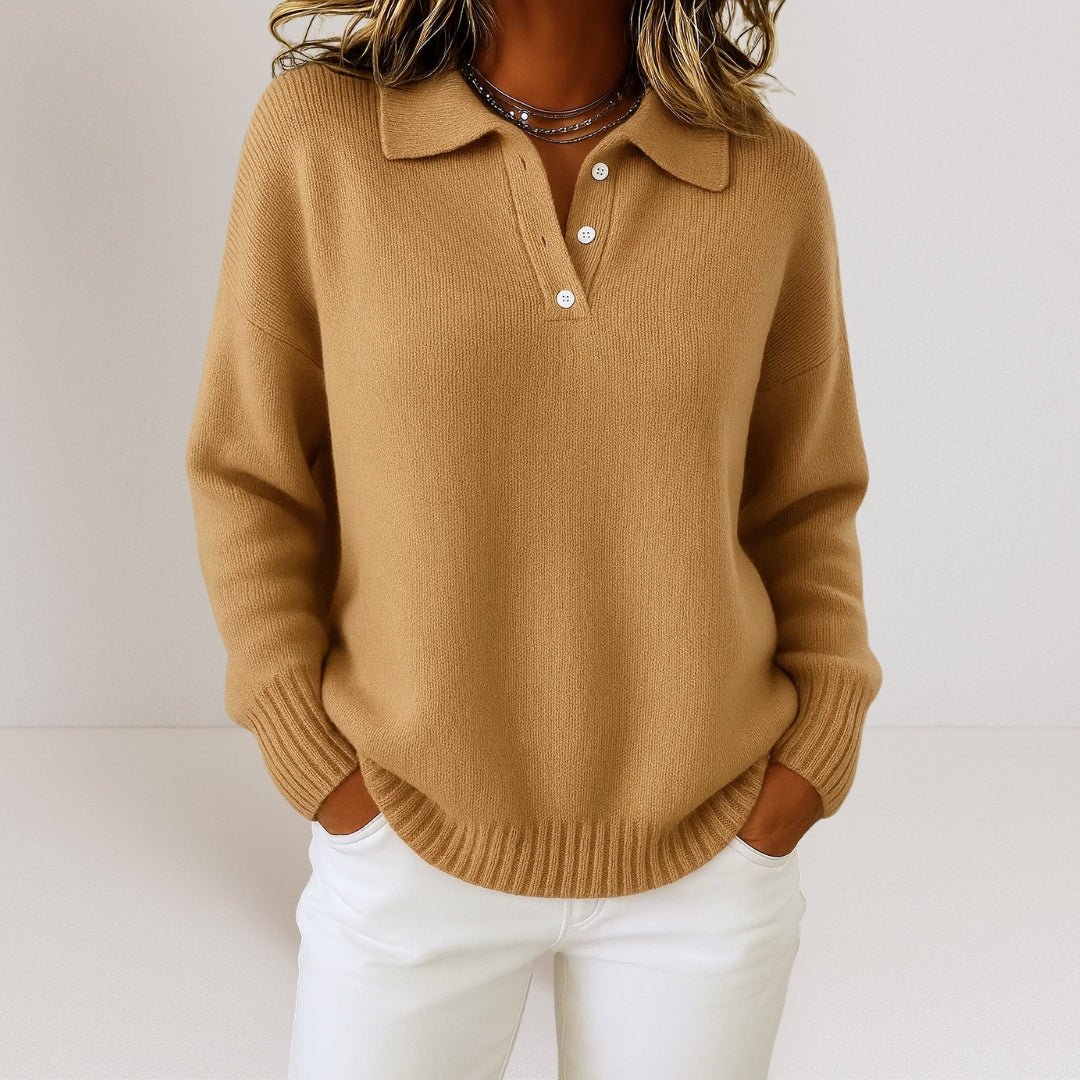 Livia | Soft knit sweater with collar