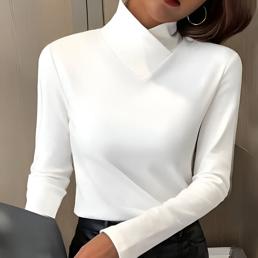 Lennon | Elegant Turtleneck